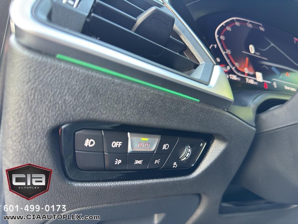 BMW 3 Series 330i Sedan North America 2020