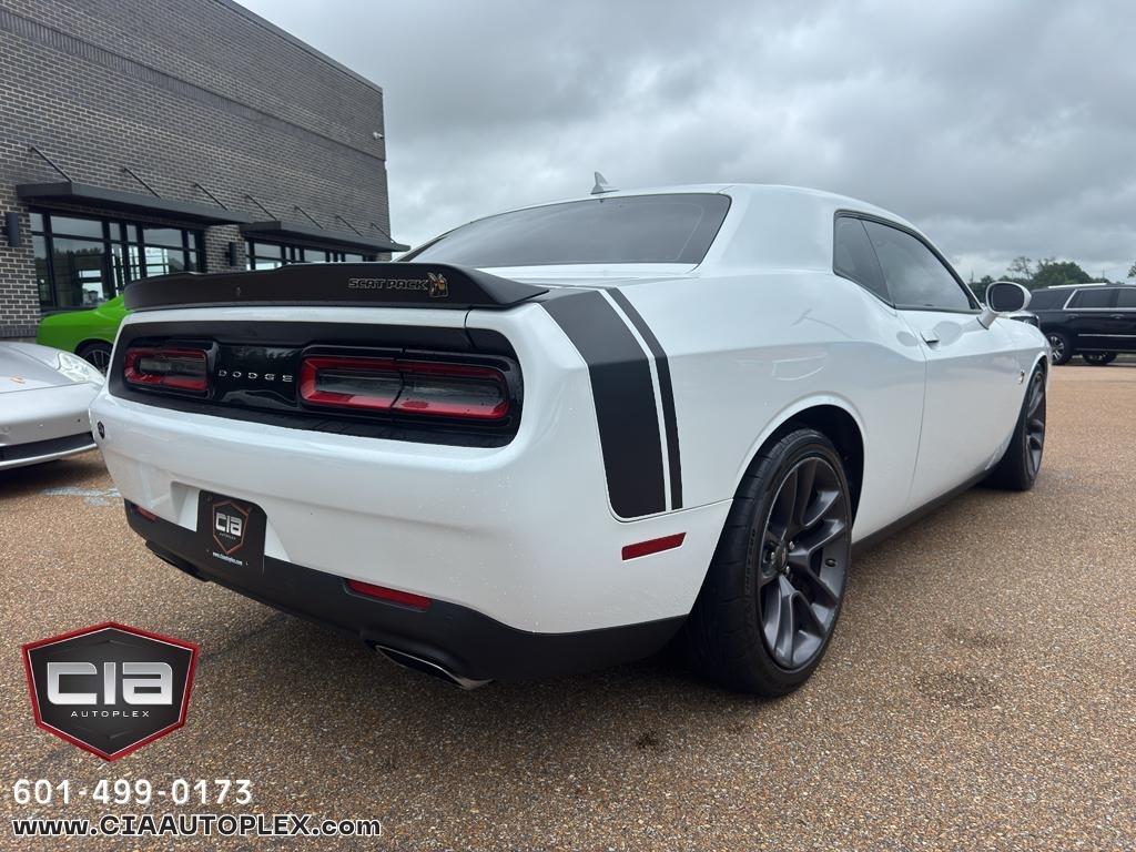 Dodge Challenger R/T Scat Pack RWD 2023