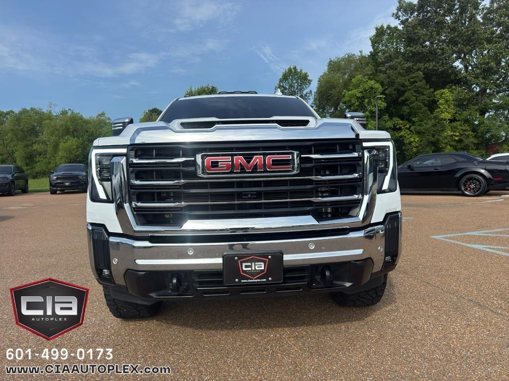 GMC Sierra 2500HD 4WD Crew Cab 159" SLT 2024