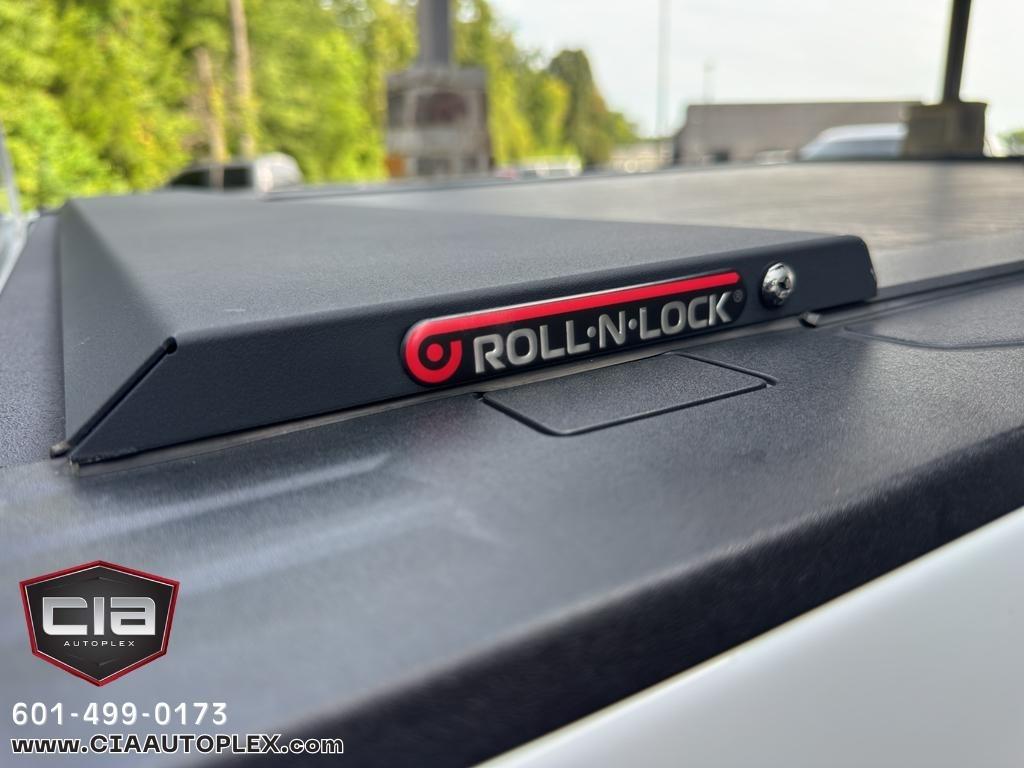 GMC Sierra 2500HD 4WD Crew Cab 159" SLT 2024