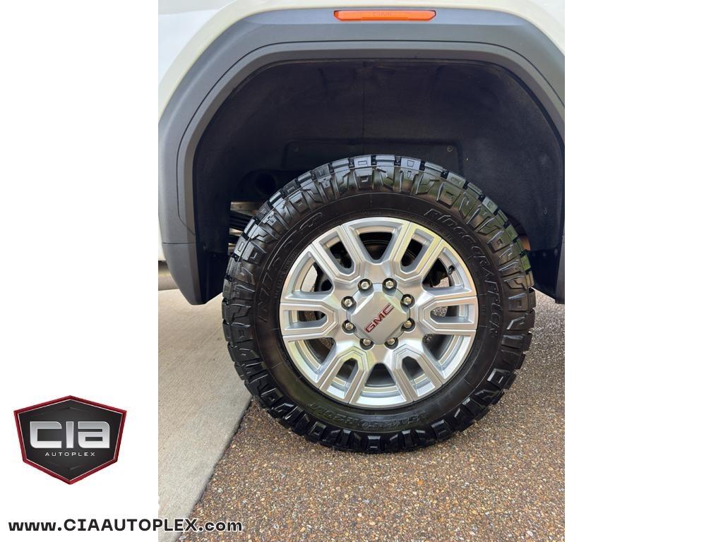 GMC Sierra 2500HD 4WD Crew Cab 159" SLT 2024