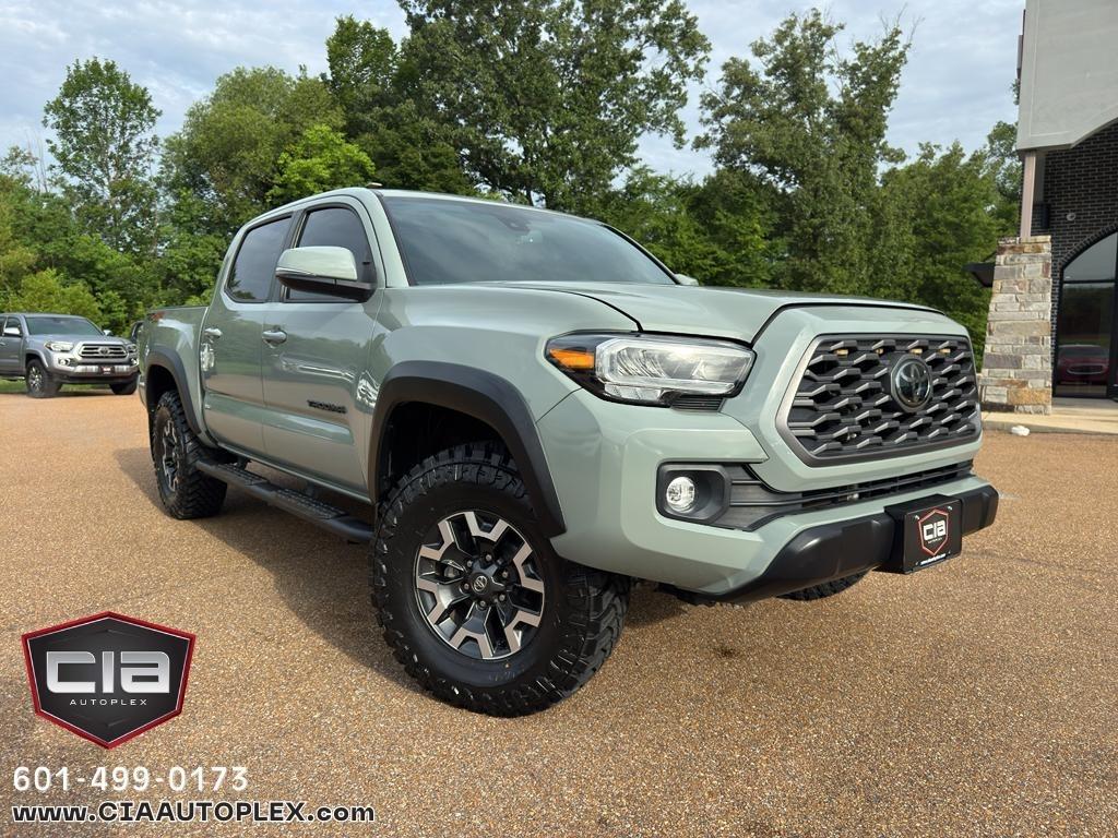 Toyota Tacoma 4WD TRD Off Road Double Cab 5' Bed AT (Natl) 2022