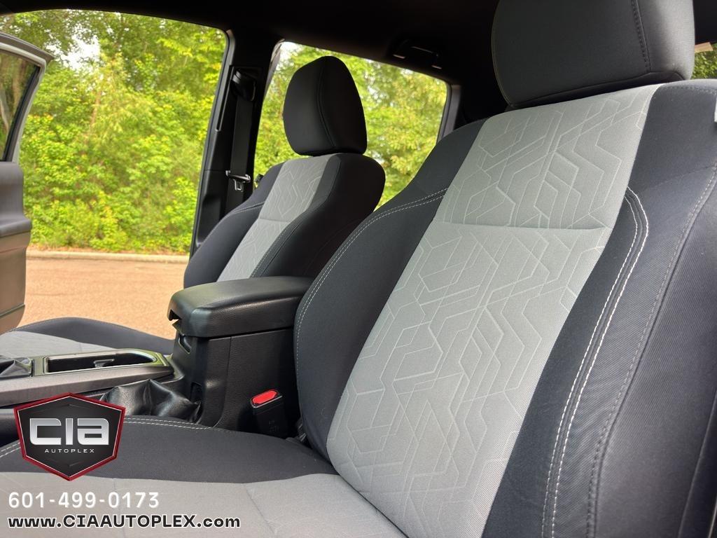 Toyota Tacoma 4WD TRD Off Road Double Cab 5' Bed AT (Natl) 2022