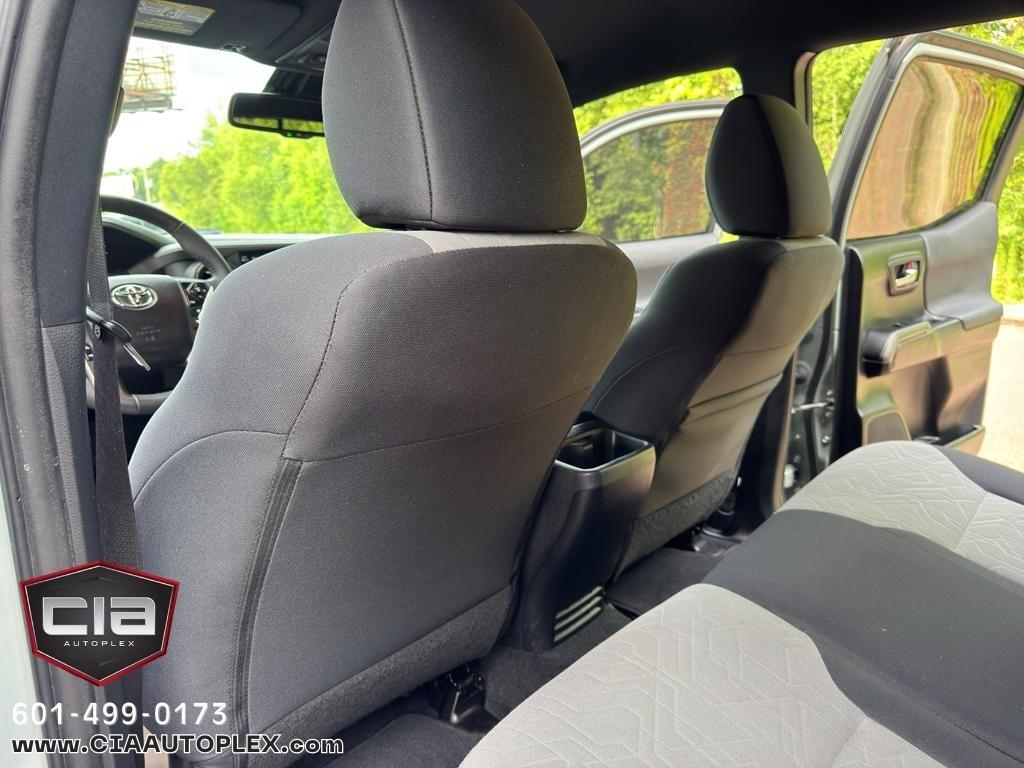 Toyota Tacoma 4WD TRD Off Road Double Cab 5' Bed AT (Natl) 2022