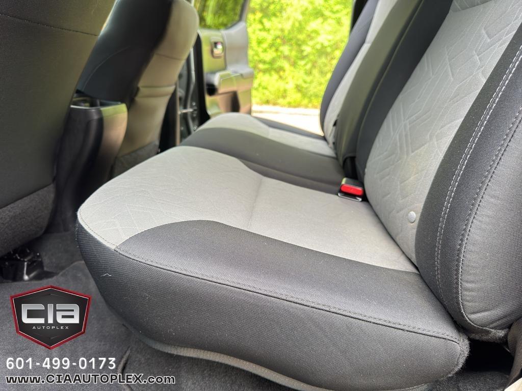 Toyota Tacoma 4WD TRD Off Road Double Cab 5' Bed AT (Natl) 2022