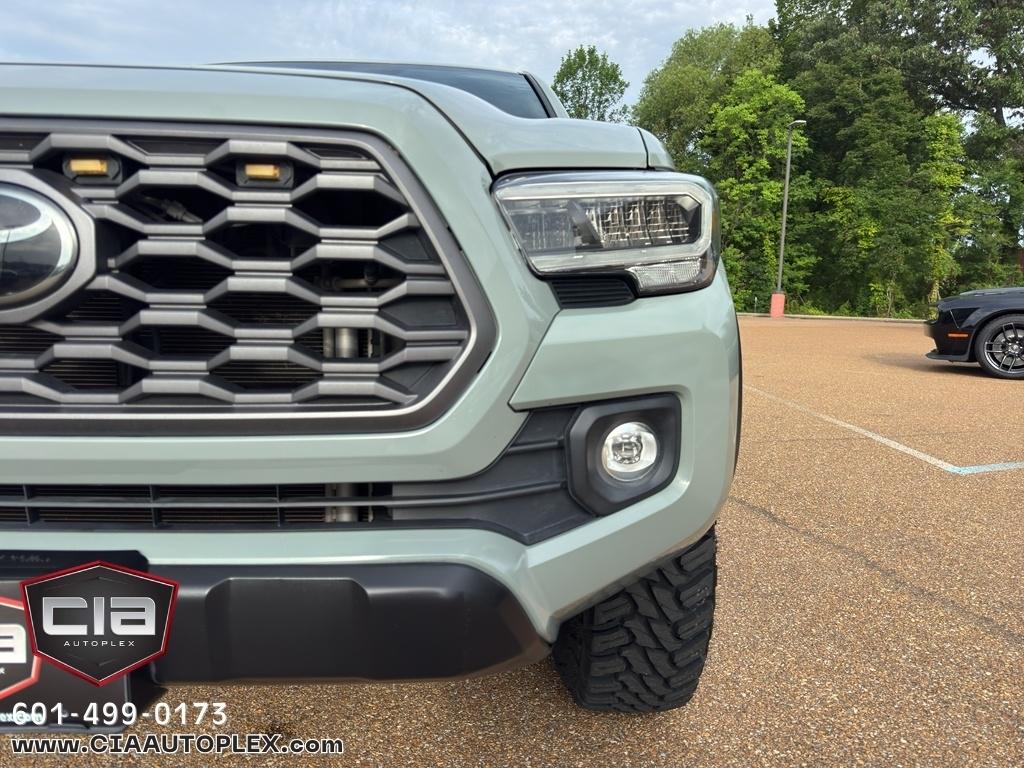Toyota Tacoma 4WD TRD Off Road Double Cab 5' Bed AT (Natl) 2022