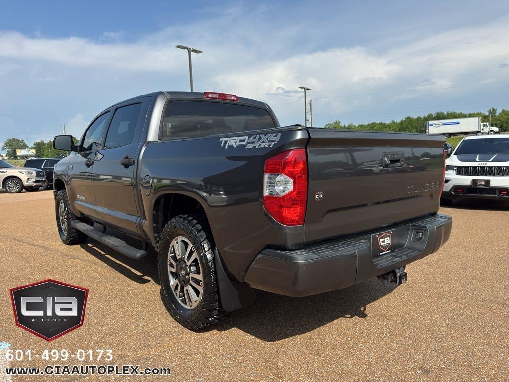 Toyota Tundra 4WD SR5 CrewMax 5.5' Bed 5.7L FFV (Natl) 2019