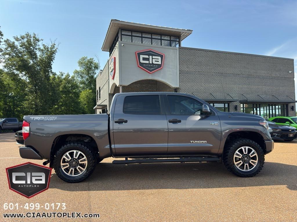 Toyota Tundra 4WD SR5 CrewMax 5.5' Bed 5.7L FFV (Natl) 2019