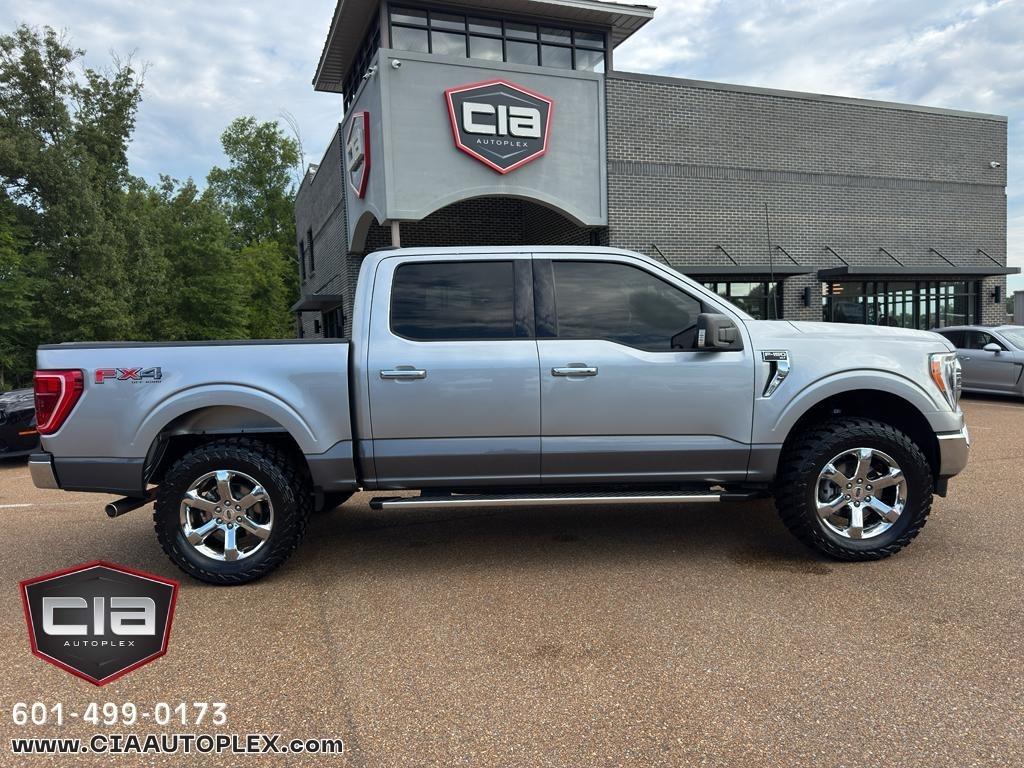 Ford F-150 XLT 4WD SuperCrew 5.5' Box 2022