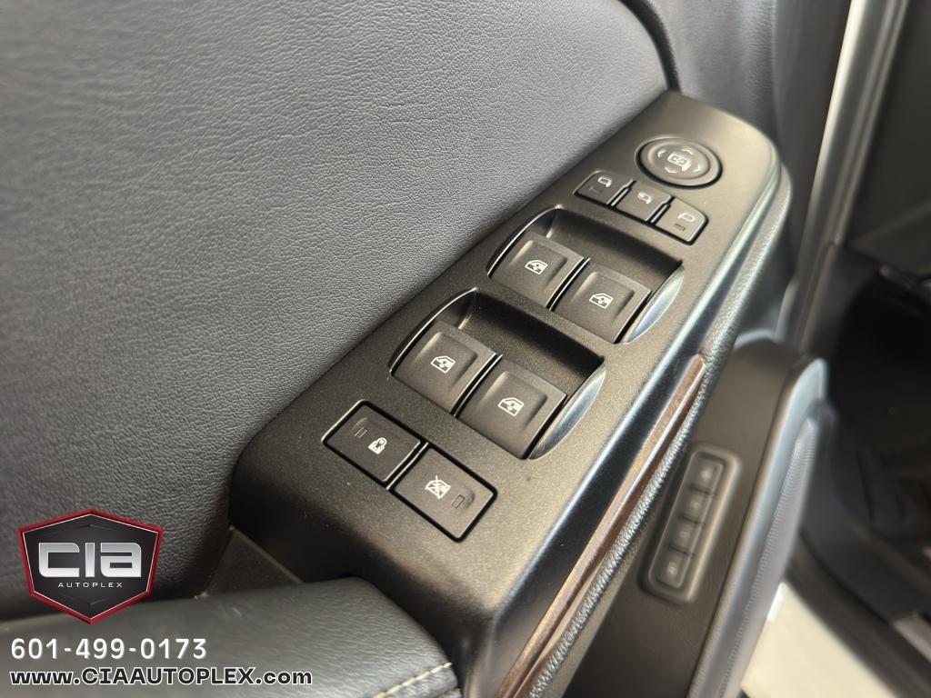 Chevrolet Tahoe 4WD 4dr LT 2019