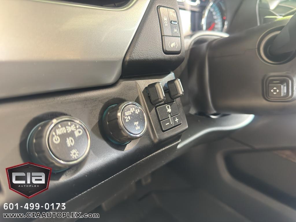 Chevrolet Tahoe 4WD 4dr LT 2019