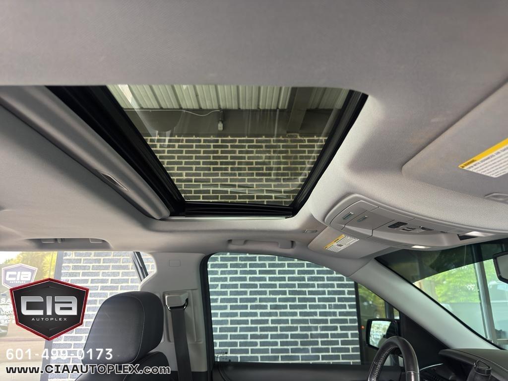 Chevrolet Tahoe 4WD 4dr LT 2019