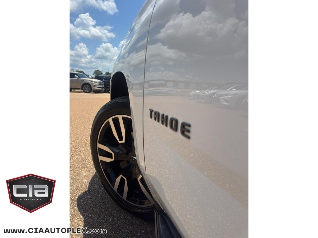 Chevrolet Tahoe 4WD 4dr LT 2019