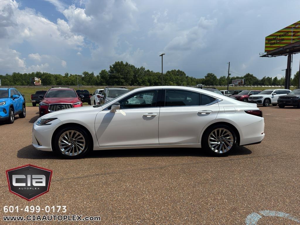 Lexus ES ES 350 Ultra Luxury FWD 2021