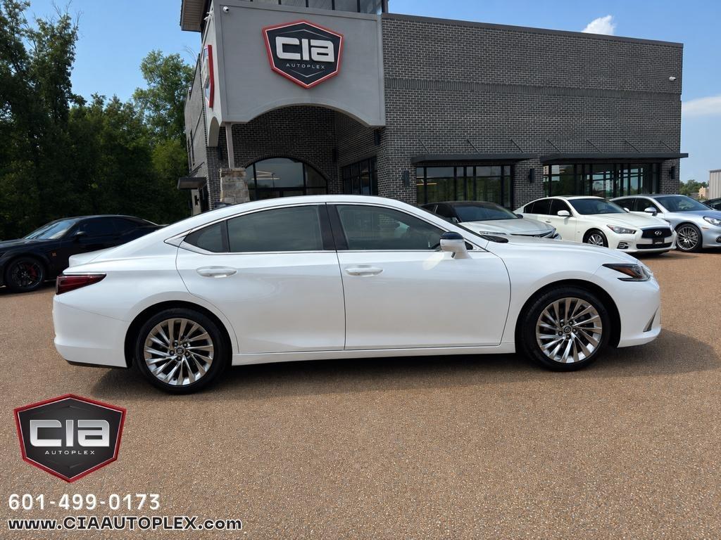 Lexus ES ES 350 Ultra Luxury FWD 2021