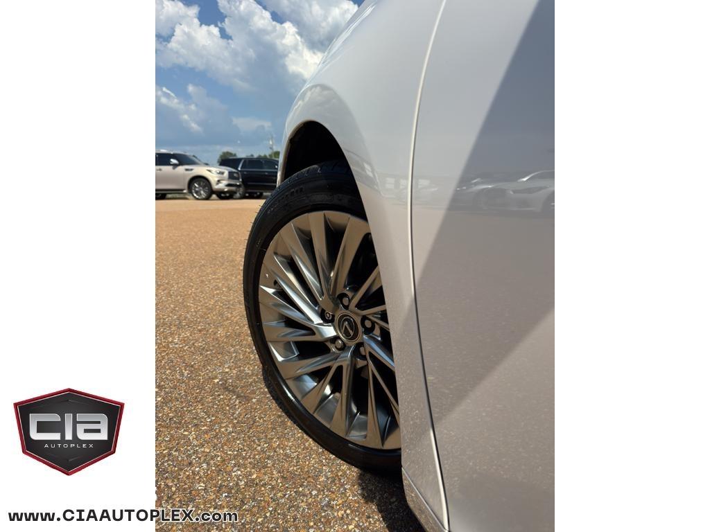 Lexus ES ES 350 Ultra Luxury FWD 2021