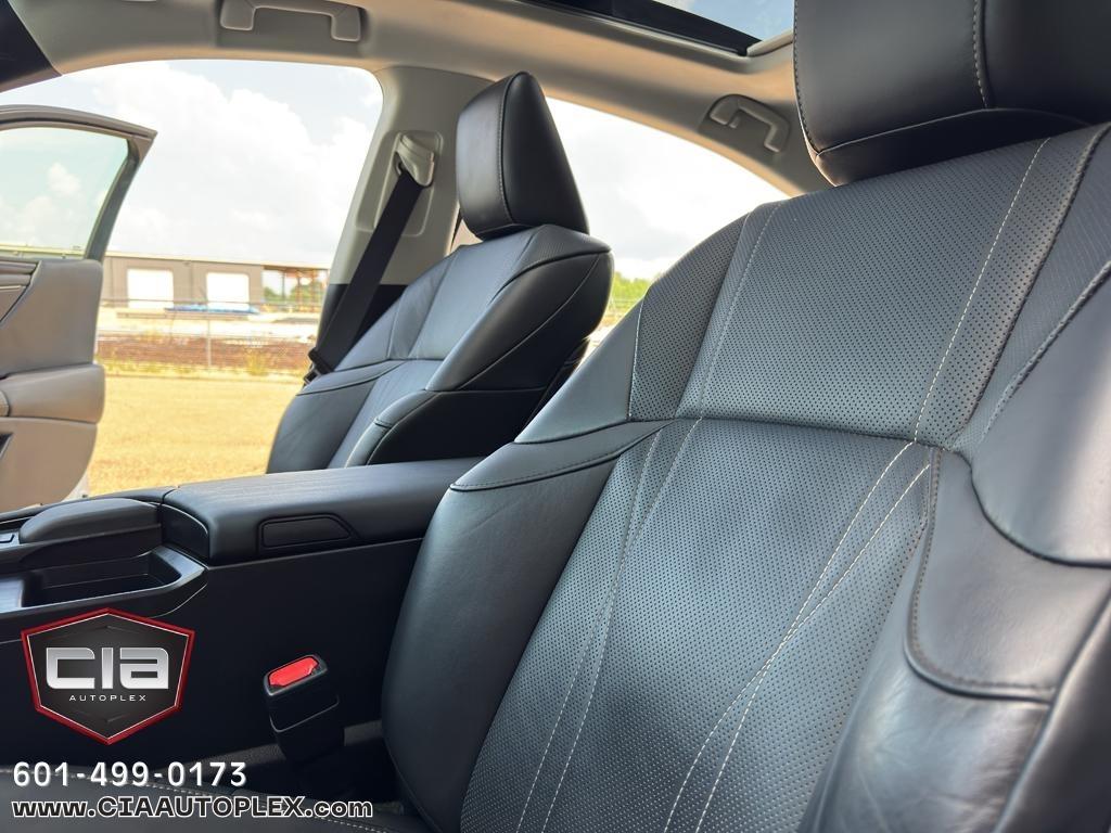 Lexus ES ES 350 Ultra Luxury FWD 2021