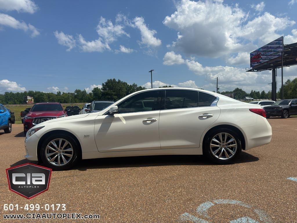Infiniti Q50 4dr Sdn 3.0t Premium AWD 2016