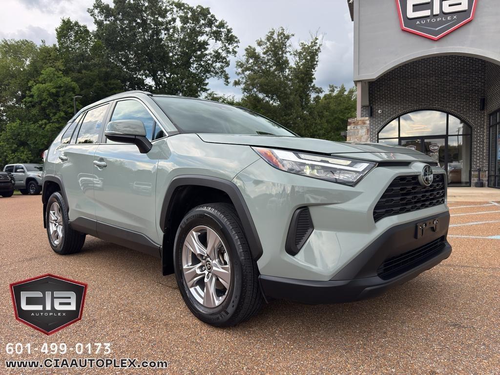 2022 Toyota RAV4 XLE FWD (Natl)
