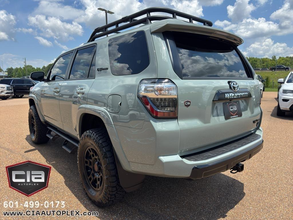 Toyota 4Runner TRD Pro 4WD (Natl) 2021