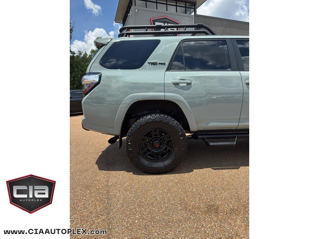 Toyota 4Runner TRD Pro 4WD (Natl) 2021