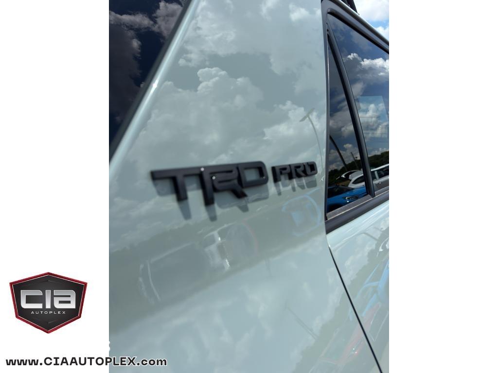 Toyota 4Runner TRD Pro 4WD (Natl) 2021