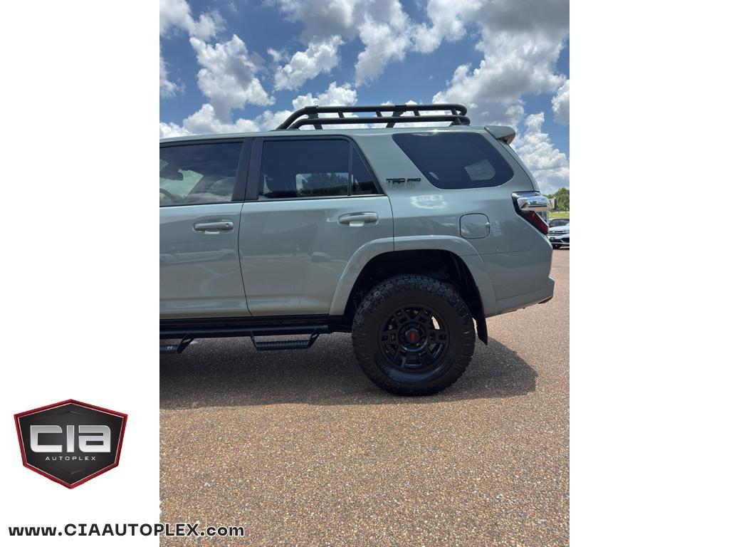 Toyota 4Runner TRD Pro 4WD (Natl) 2021