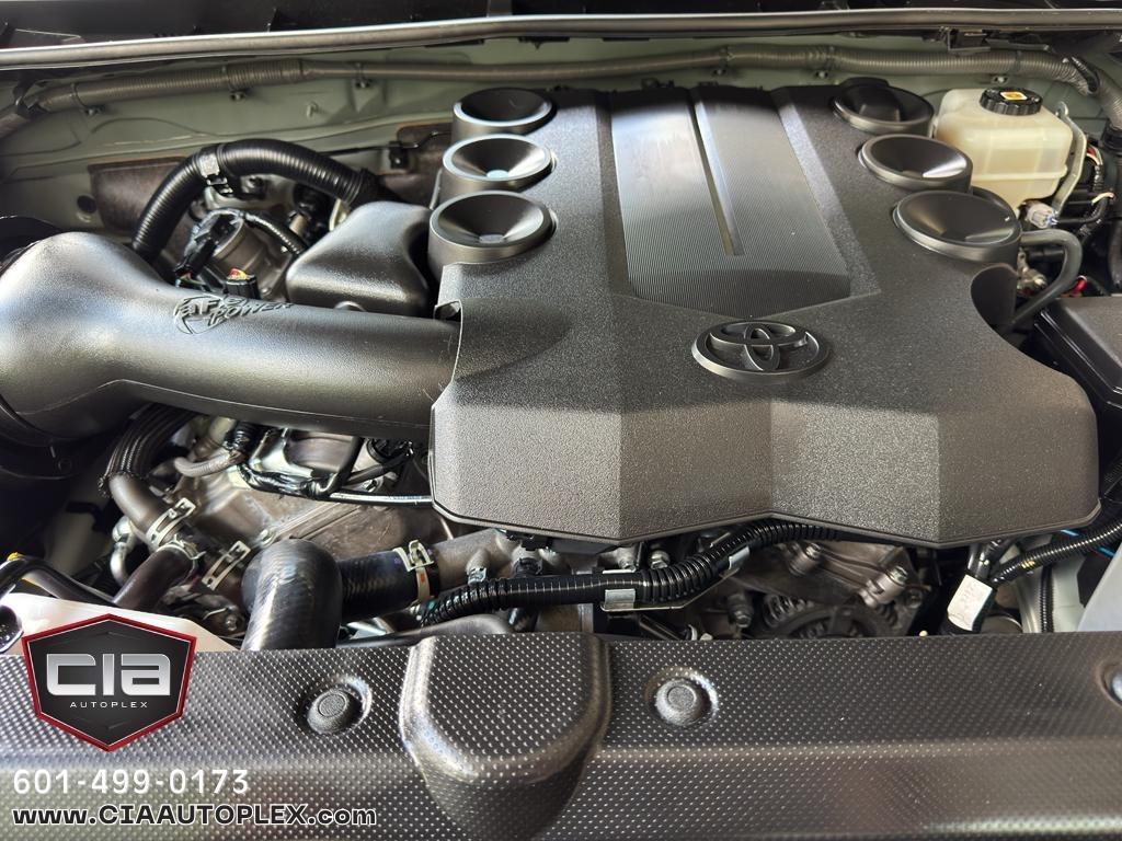 Toyota 4Runner TRD Pro 4WD (Natl) 2021