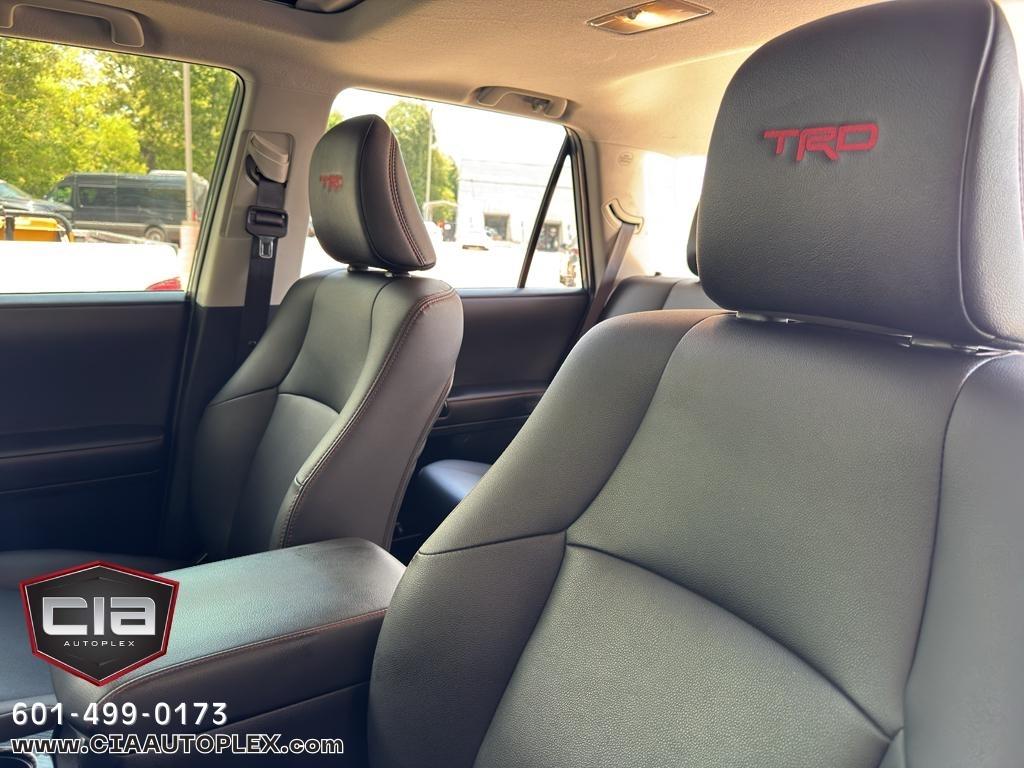 Toyota 4Runner TRD Pro 4WD (Natl) 2021