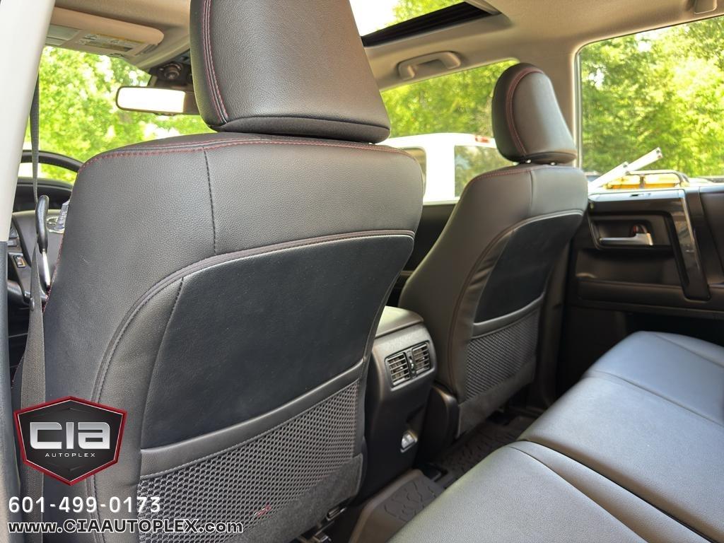 Toyota 4Runner TRD Pro 4WD (Natl) 2021