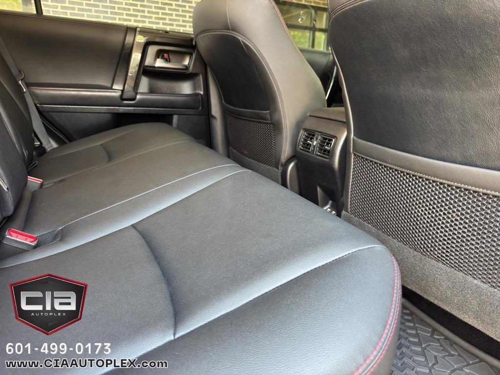 Toyota 4Runner TRD Pro 4WD (Natl) 2021