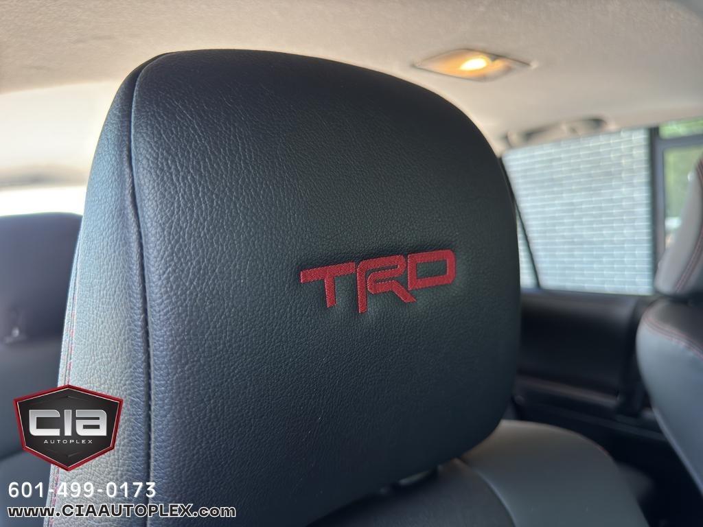Toyota 4Runner TRD Pro 4WD (Natl) 2021