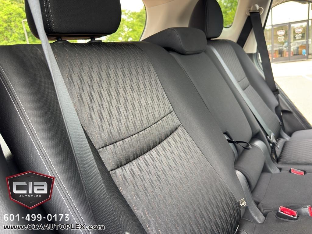 Nissan Rogue FWD SV 2020