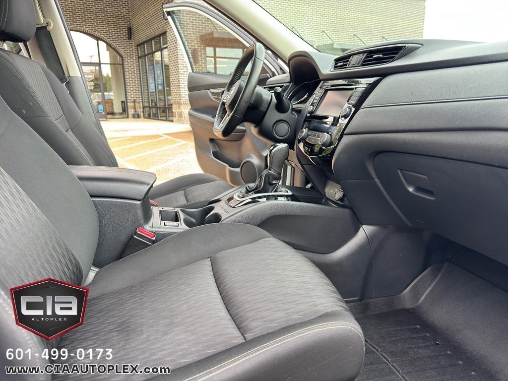 Nissan Rogue FWD SV 2020