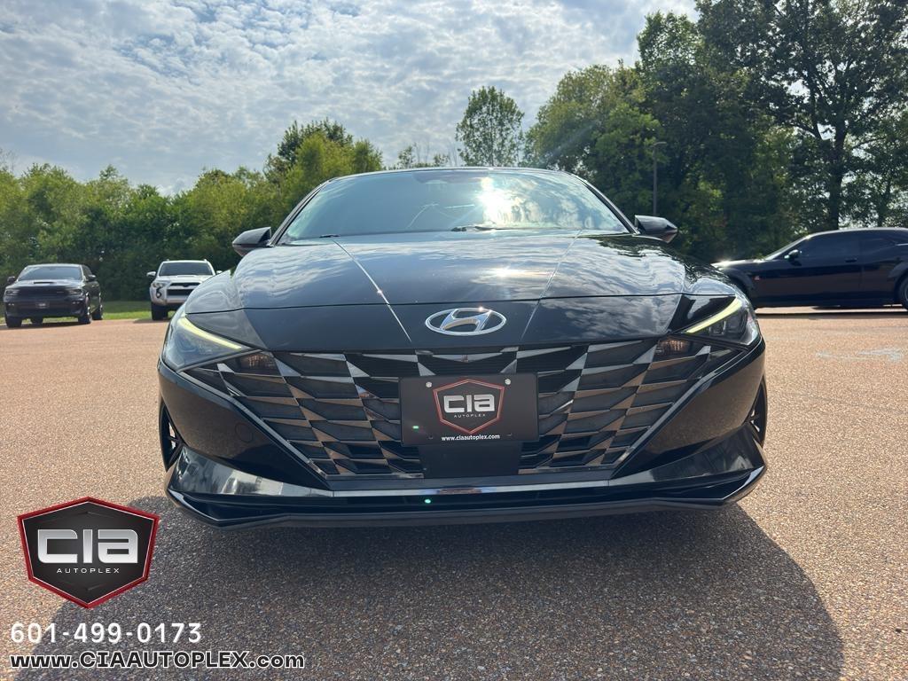 Hyundai Elantra Limited IVT 2023
