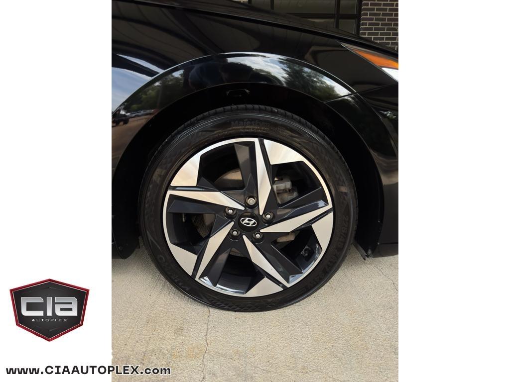Hyundai Elantra Limited IVT 2023