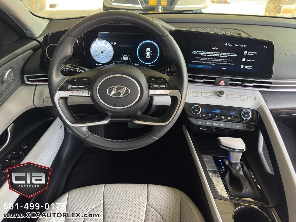 Hyundai Elantra Limited IVT 2023