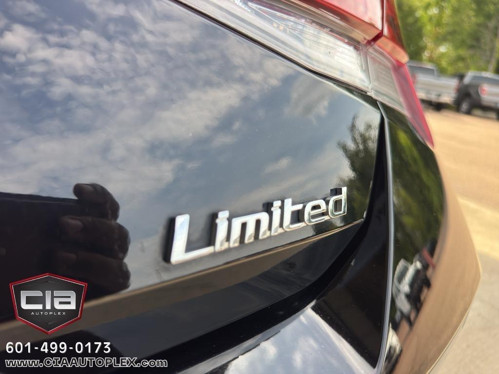 Hyundai Elantra Limited IVT 2023