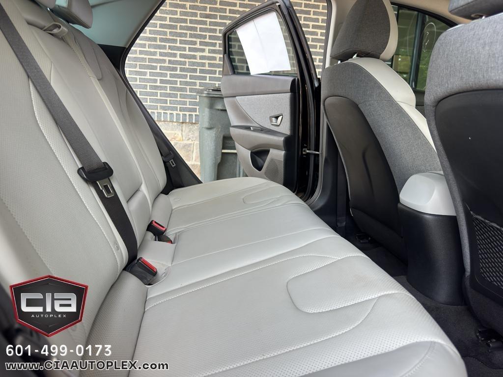 Hyundai Elantra Limited IVT 2023