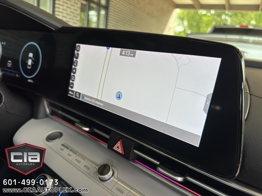 Hyundai Elantra Limited IVT 2023