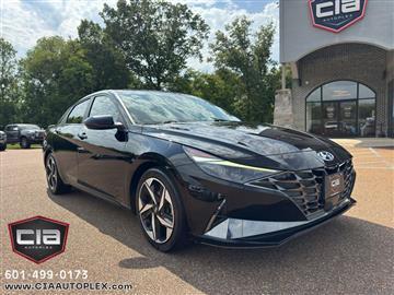 2023 Hyundai Elantra Limited IVT