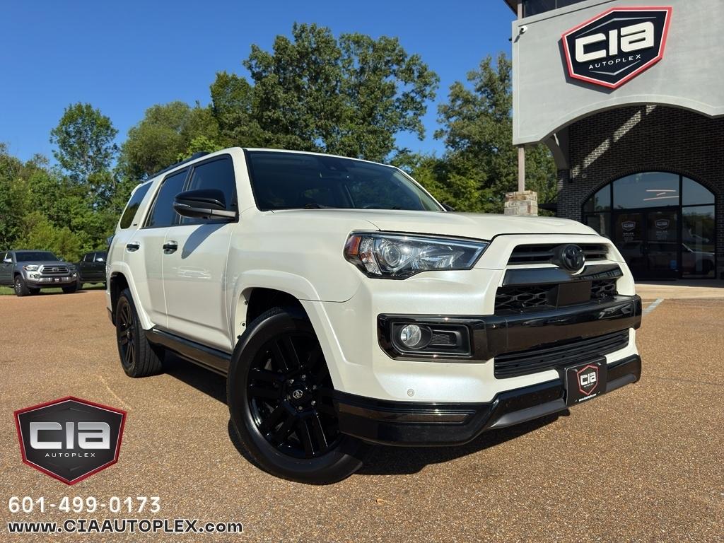 Toyota 4Runner SR5 Premium 2WD (Natl) 2020