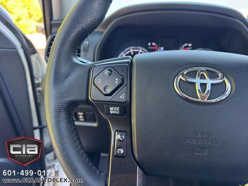 Toyota 4Runner SR5 Premium 2WD (Natl) 2020