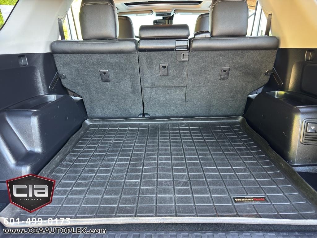 Toyota 4Runner SR5 Premium 2WD (Natl) 2020