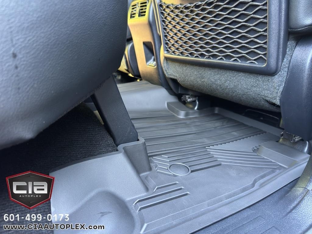 Toyota 4Runner SR5 Premium 2WD (Natl) 2020