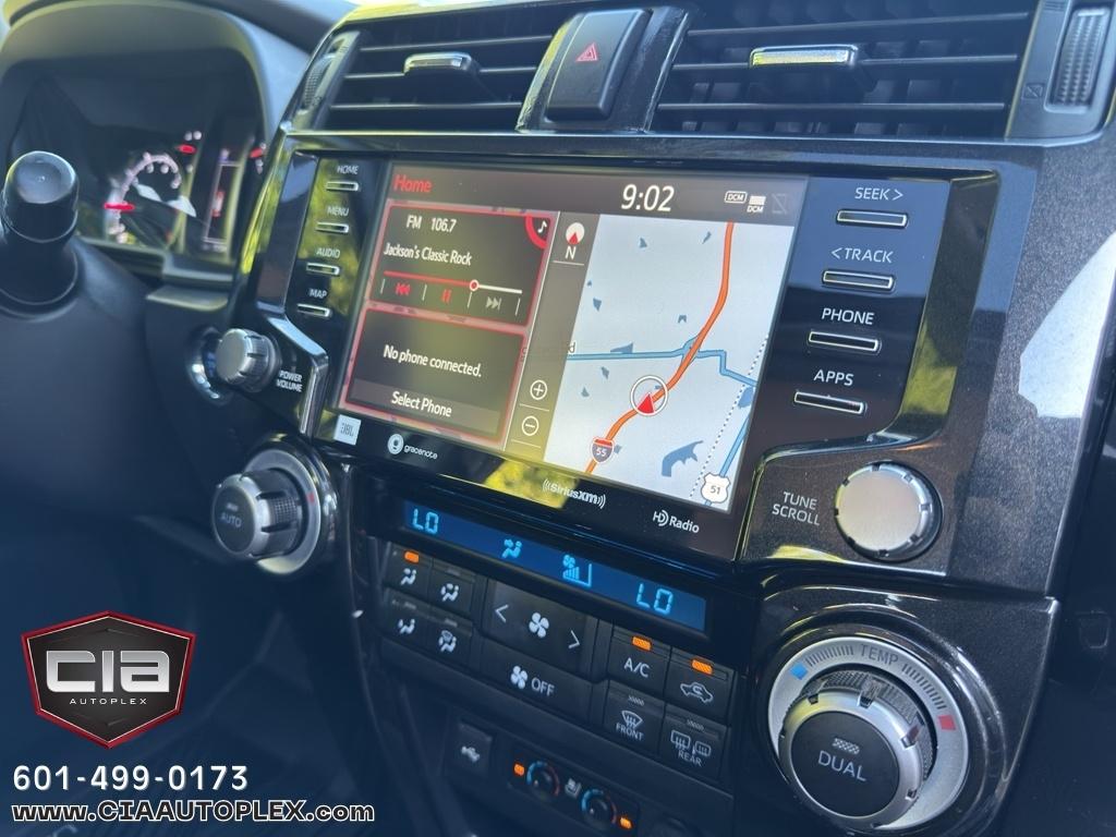 Toyota 4Runner SR5 Premium 2WD (Natl) 2020