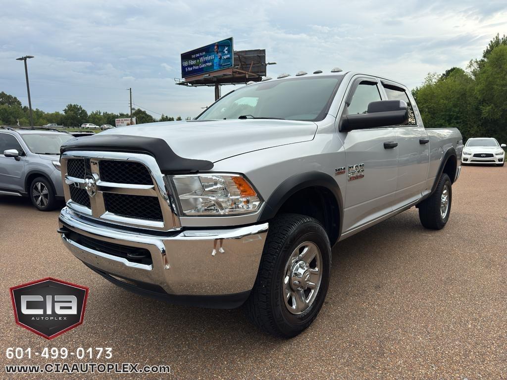 RAM 2500 Tradesman 4x4 Crew Cab 6'4" Box 2018