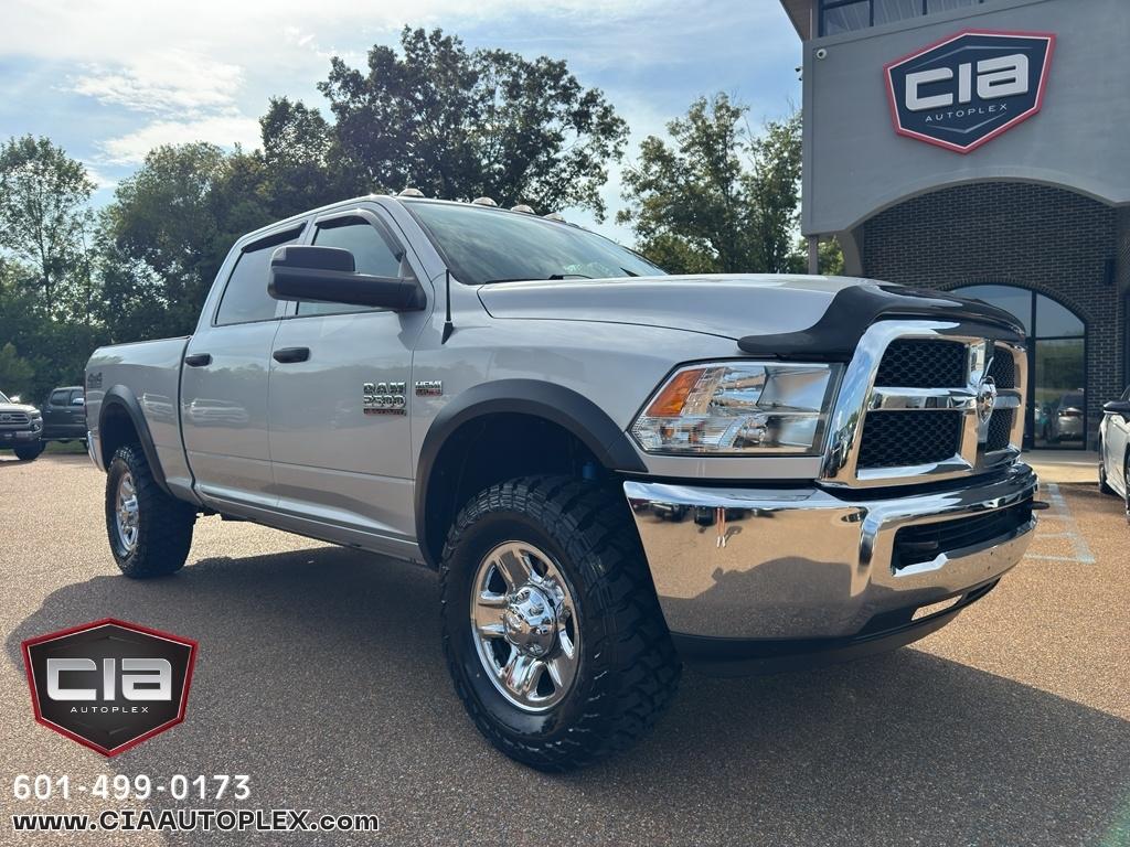 2018 RAM 2500 Tradesman 4x4 Crew Cab 6'4" Box