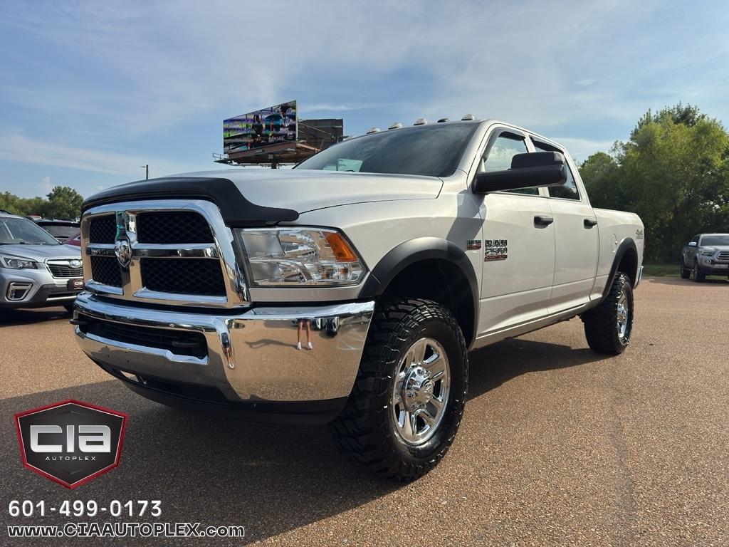 RAM 2500 Tradesman 4x4 Crew Cab 6'4" Box 2018