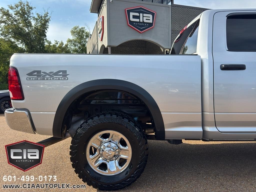 RAM 2500 Tradesman 4x4 Crew Cab 6'4" Box 2018